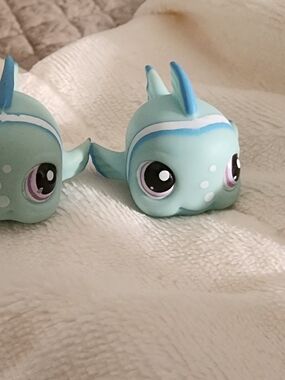 Littlest Pet Shop Twin Set